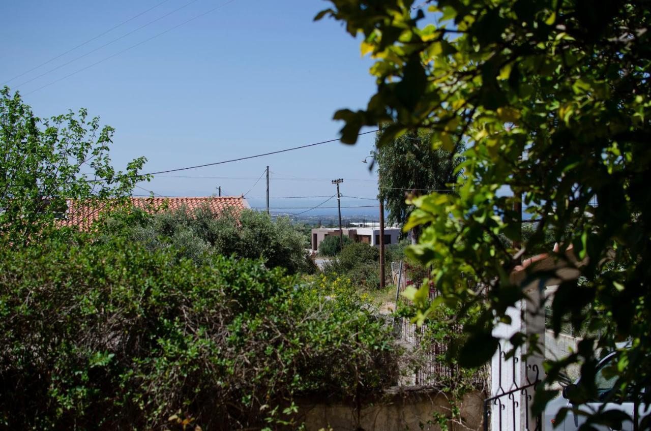Kamera House Holiday home Khordhakion