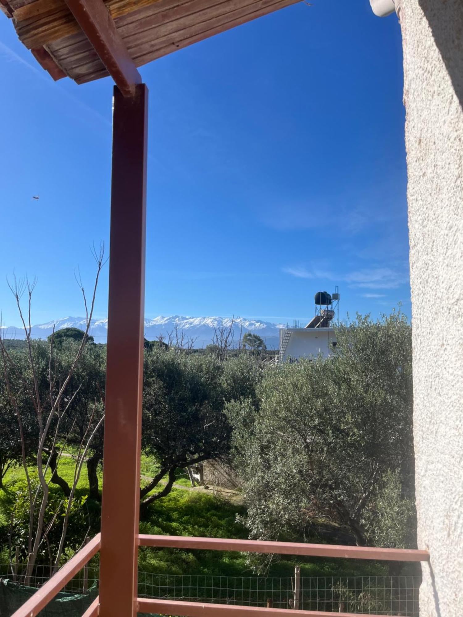 Kamera House Holiday home Khordhakion