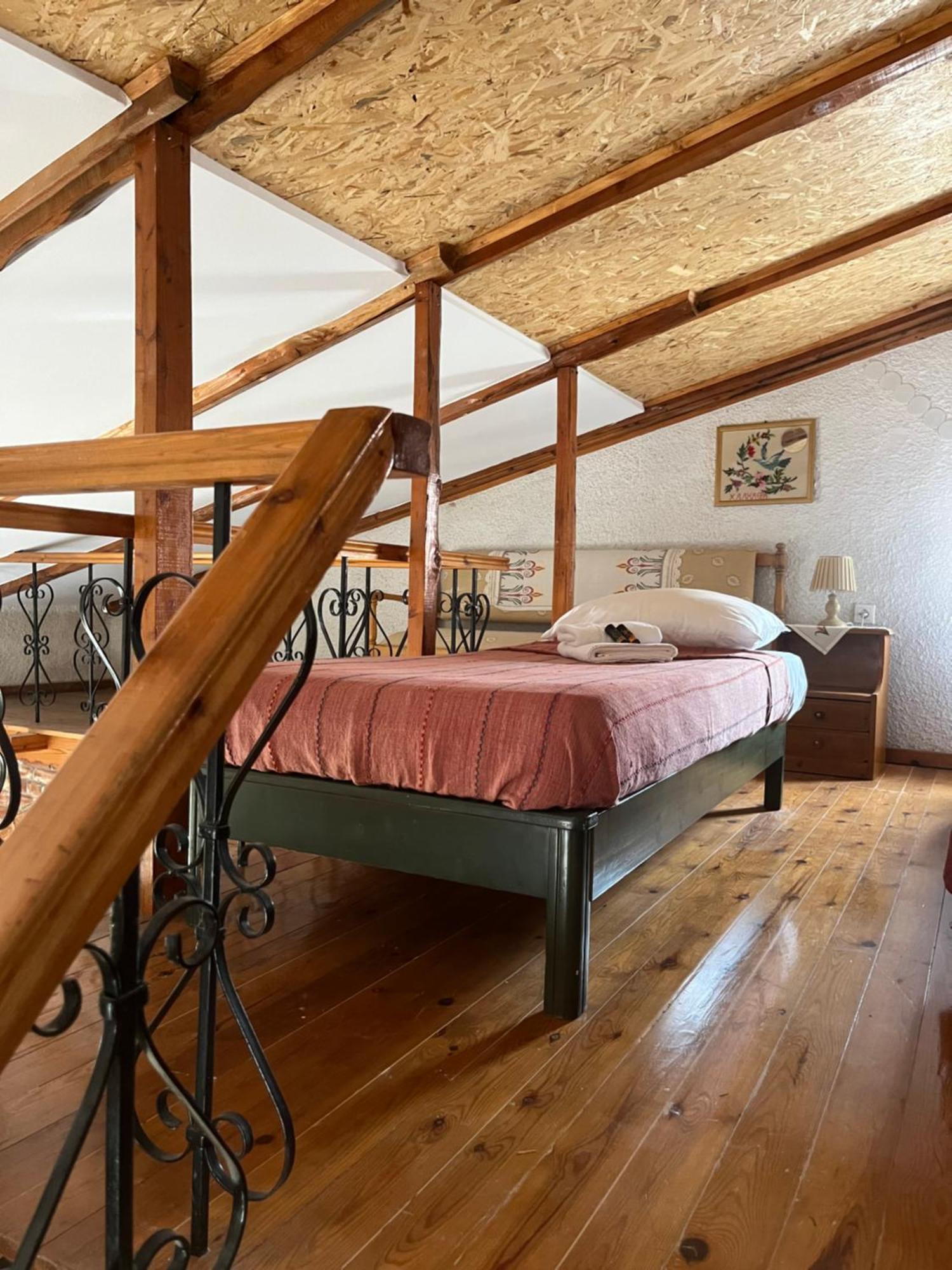 Kamera House Holiday home Khordhakion