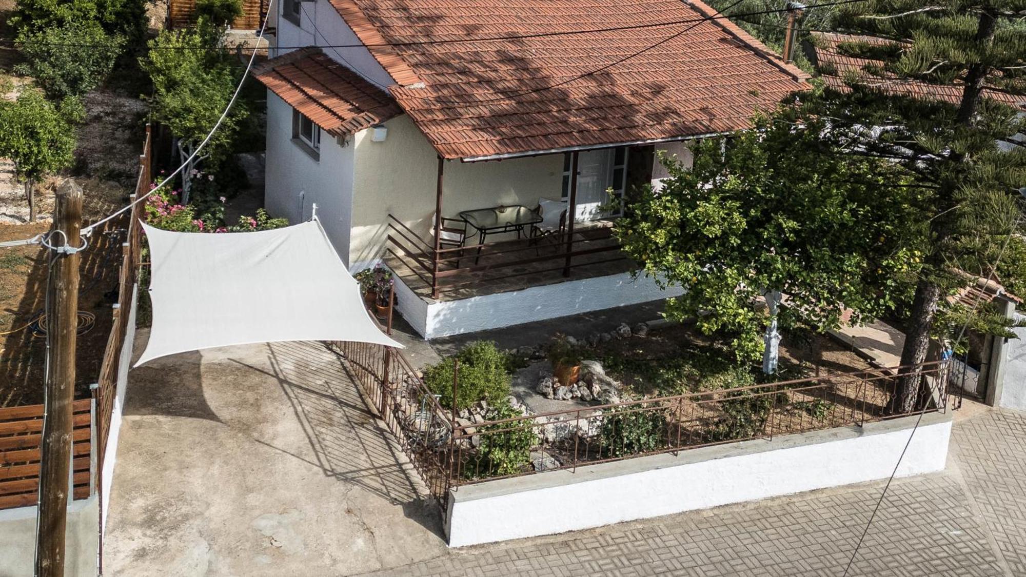 Kamera House - 10 Min To Seitan Limania *
