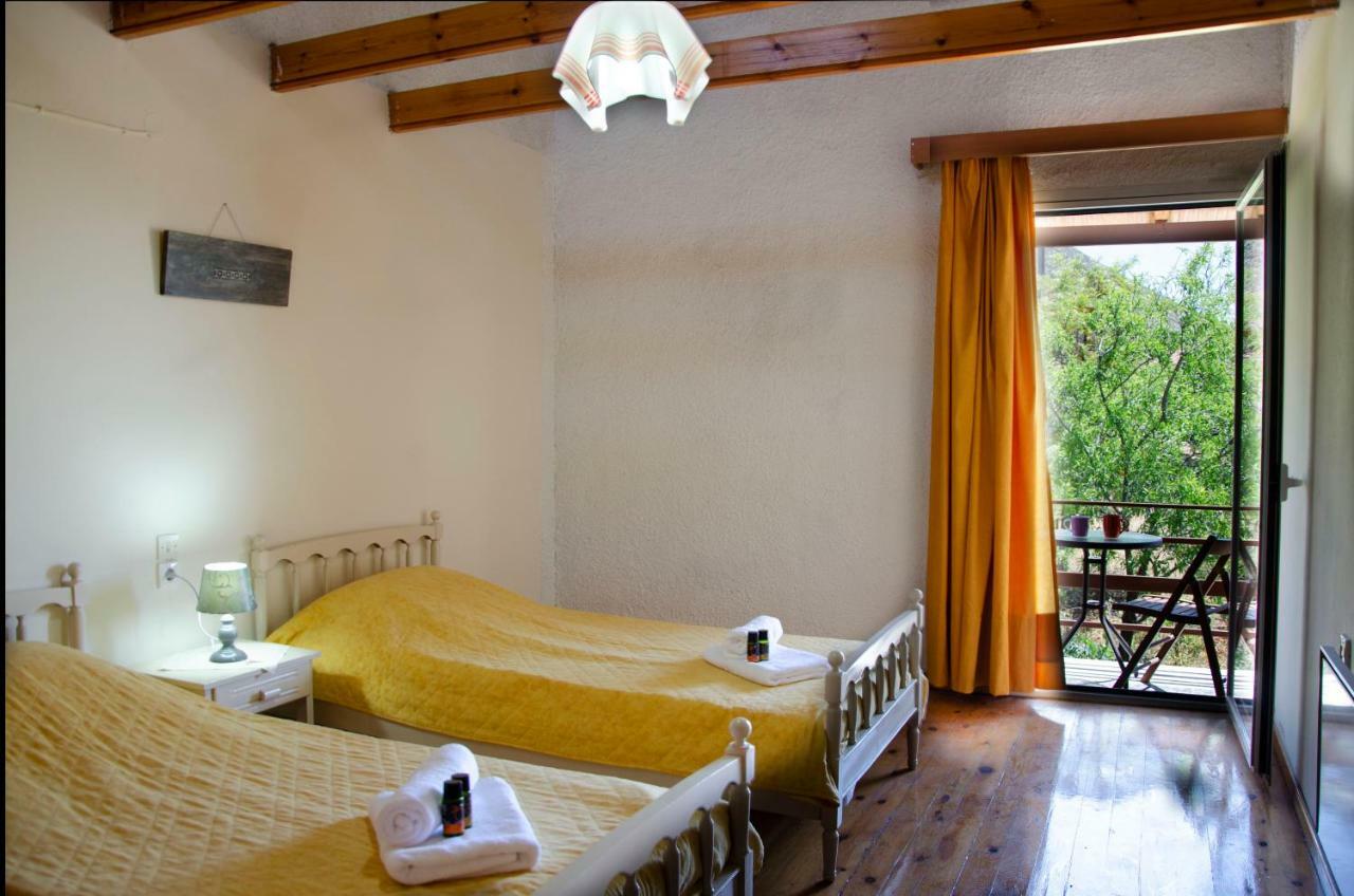 Kamera House * Khordhakion